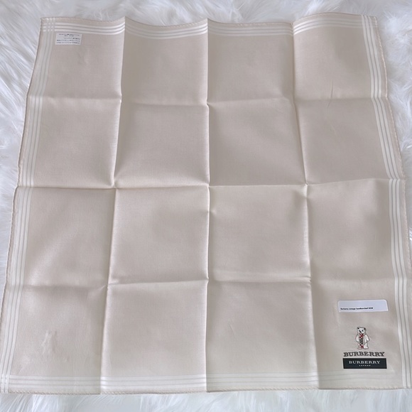 Burberry Vintage Handkerchief - Picture 7 of 11